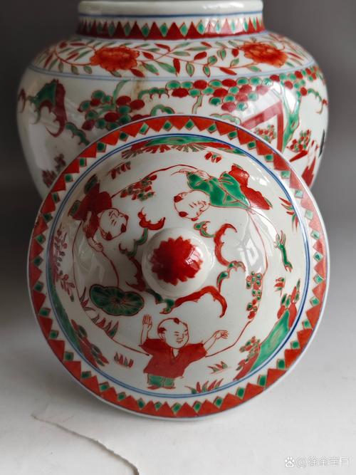 万历红绿彩瓷器的价值