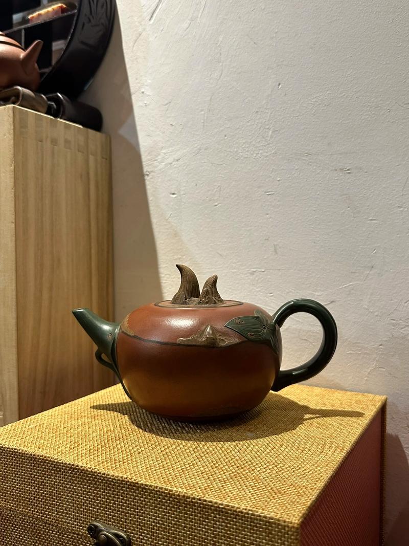 紫砂壶古董多少钱一个