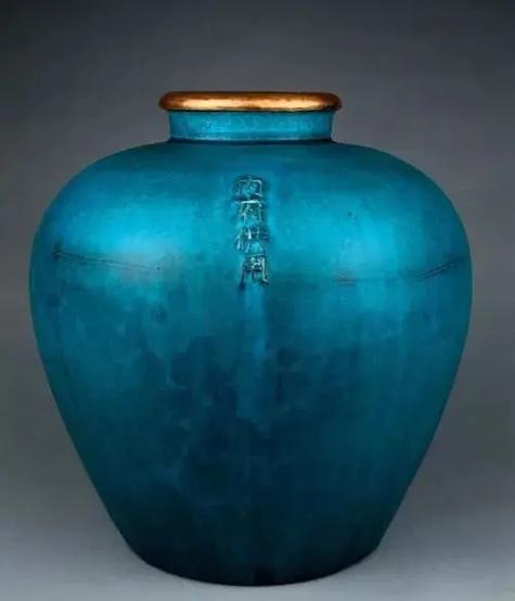 元代孔雀绿釉瓷器图片