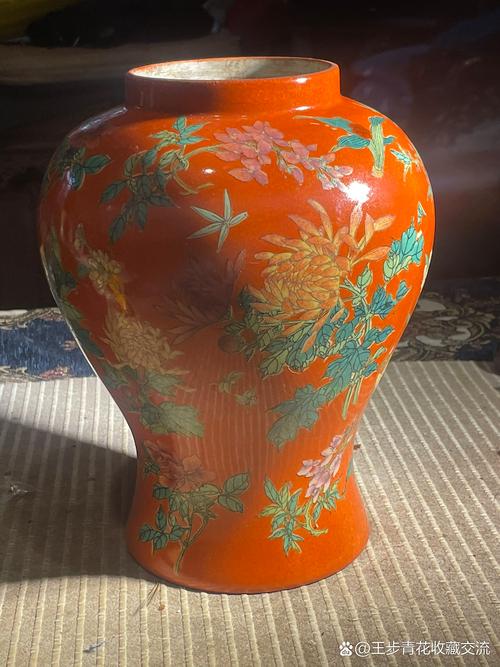 居仁堂瓷器真品小花瓶