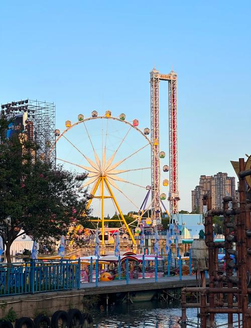 成都欢乐谷有什么好玩的