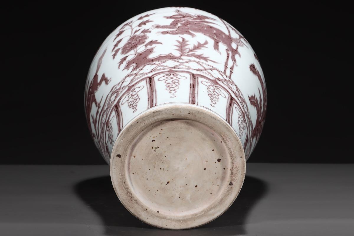 明洪武釉里红瓷器图片