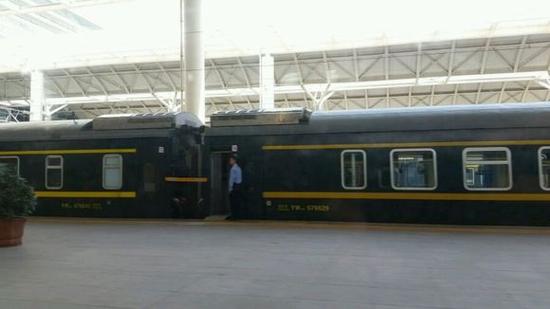 成都到拉萨火车z322