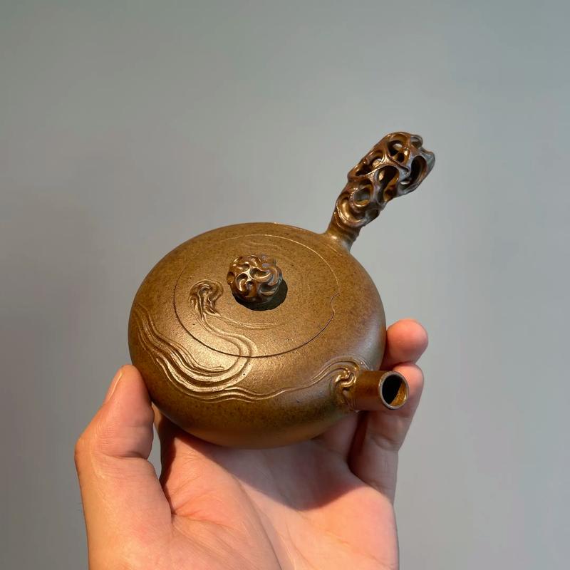 柴烧壶与紫砂壶的区别