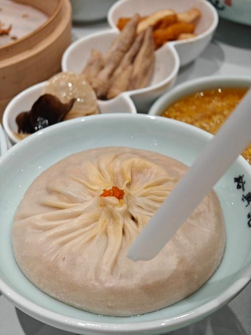 上海蟹黄汤包哪家好吃