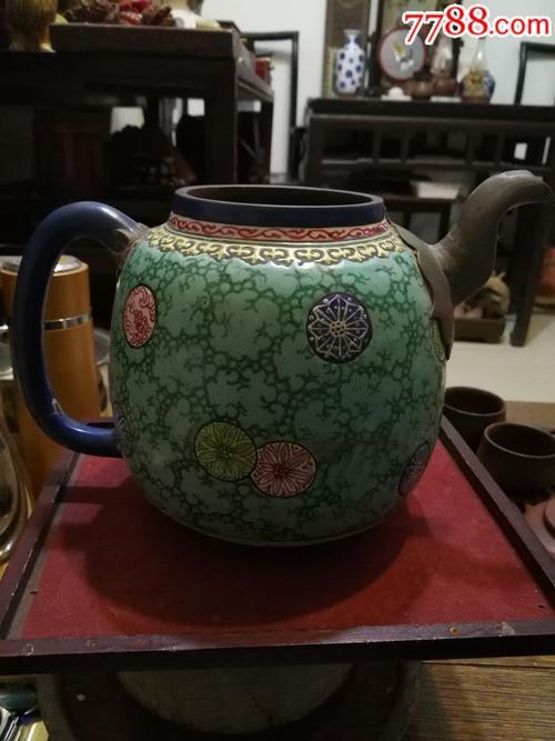 方曾三紫砂壶个人简历