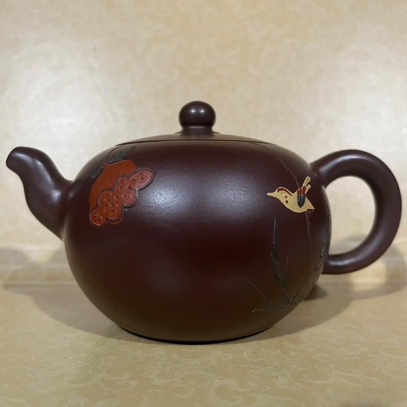 紫砂壶彩绘泥绘和釉绘