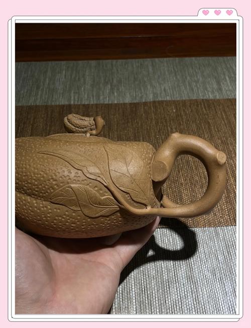 紫砂壶摸起来有点粘手