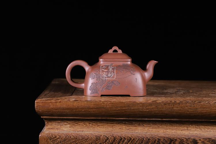 紫砂壶可以放微波炉吗