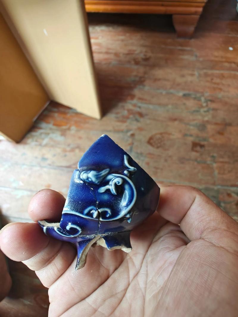 元代瓷器秞下结晶图片