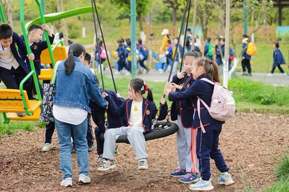 成都市实验小学战旗分校