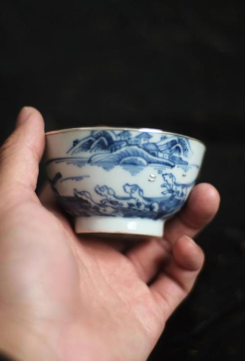 乾隆青花民窑瓷器价格