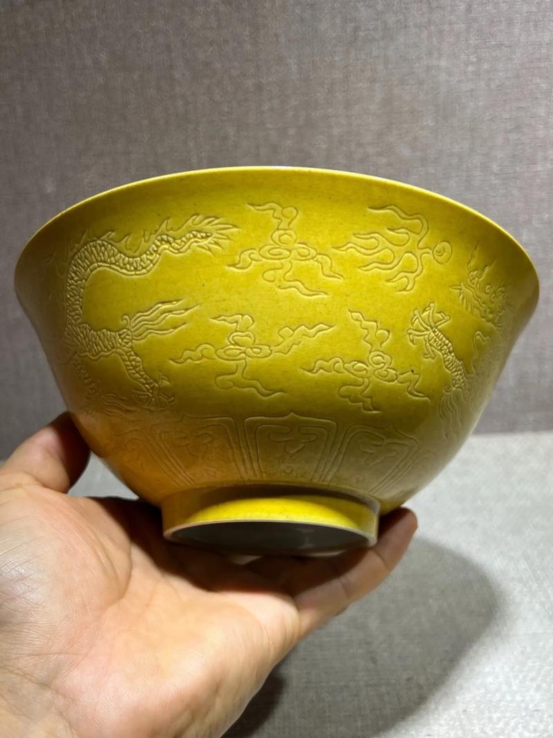 大明弘治黄釉瓷器鉴别