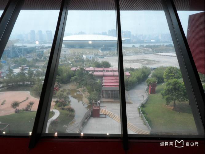 上海国展路1099号