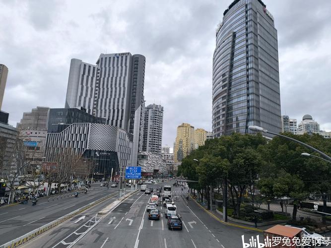 上海江苏路属于哪个区