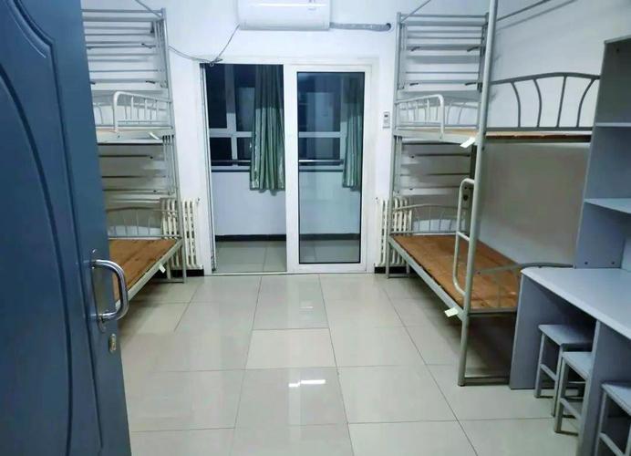 北京体育大学宿舍图片