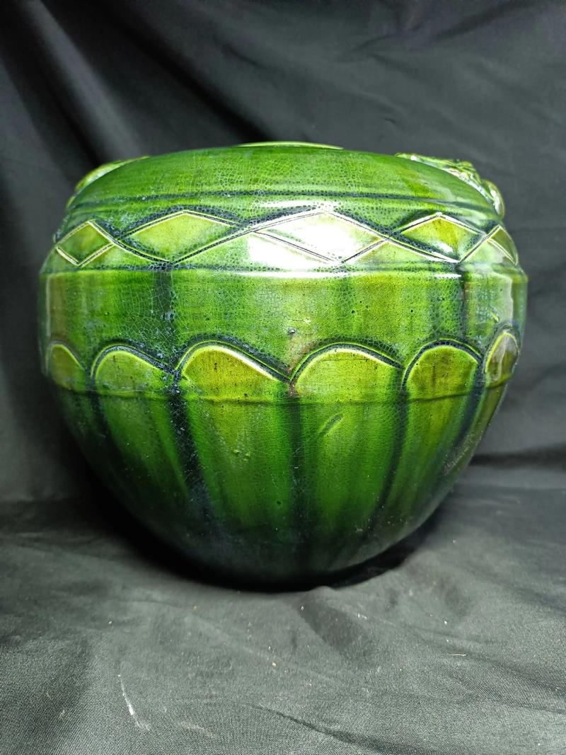 宋代绿釉瓷器特征图片