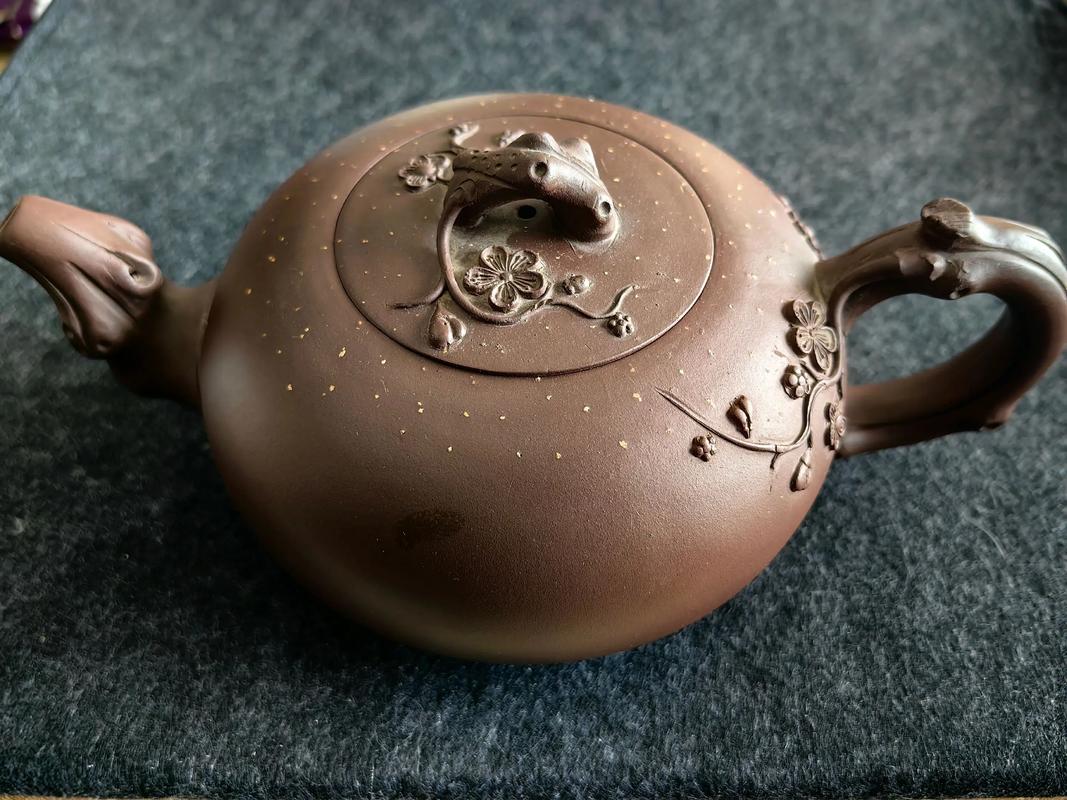 紫砂壶名家周桂珍简介