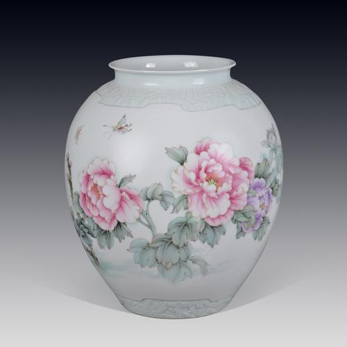 江西出品瓷器花瓶图片