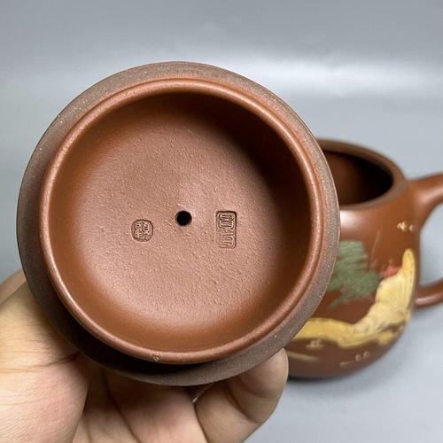 紫砂壶上有彩绘好不好