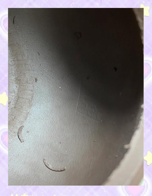 紫砂壶内壁有反光晶体