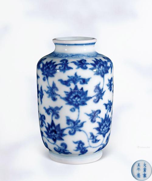 雍正官窑青花瓷器图片