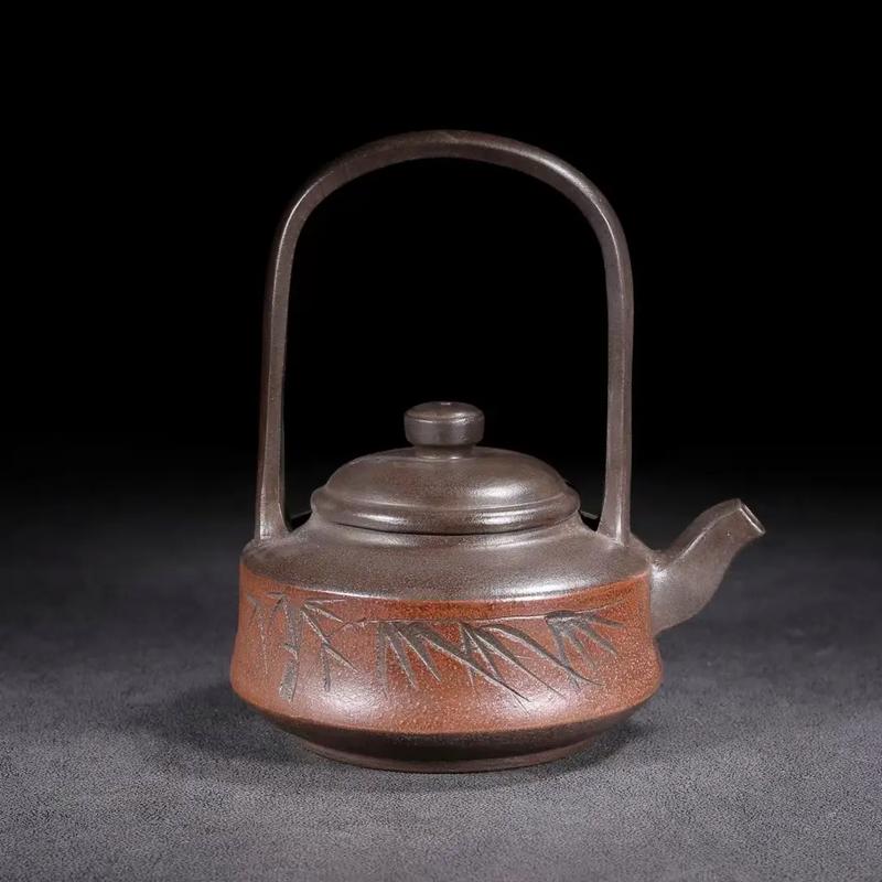 周桂珍早期紫砂壶图片