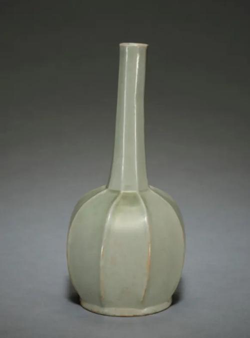 易定净瓶瓷器真品照片