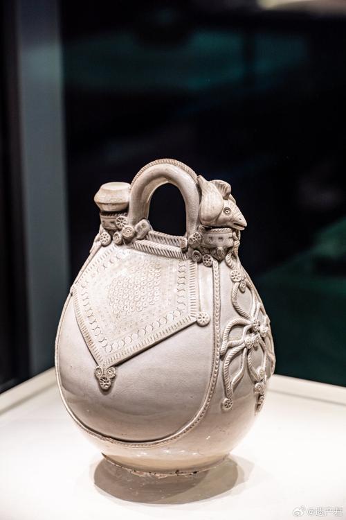 唐代夜壶邢窑瓷器图片