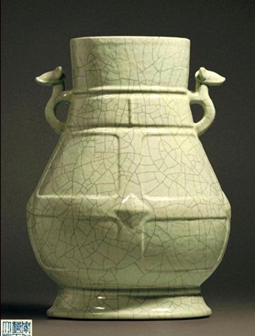 清雍正仿哥窑瓷器图片