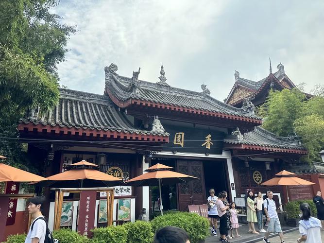 成都文殊院小吃一条街