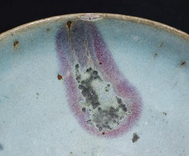 元代钧窑瓷器气泡特征