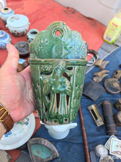 民国瓷器筷子筒值钱吗