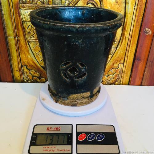 民国瓷器筷子筒值钱吗