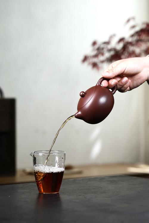 泡绿茶用什么紫砂壶好