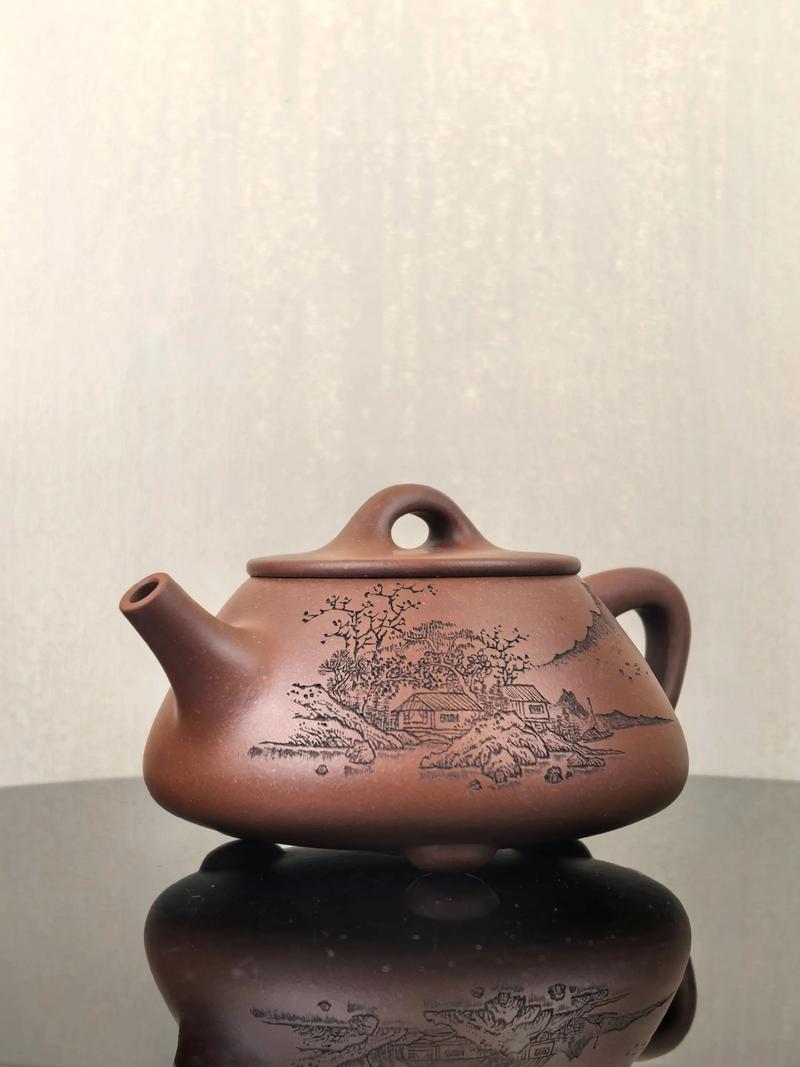 现代紫砂壶谁雕刻的好