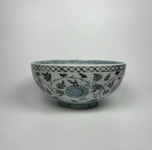 明代洪武青花瓷器图片