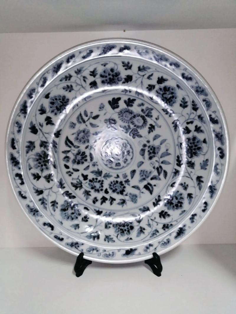 明代洪武青花瓷器图片