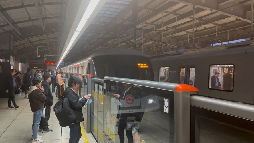 上海11号线首末班车