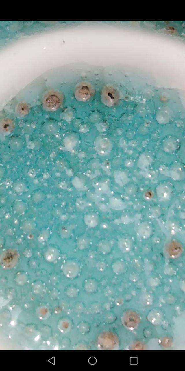 宋代汝窑瓷器气泡图片