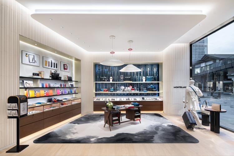 成都万宝龙专卖店地址