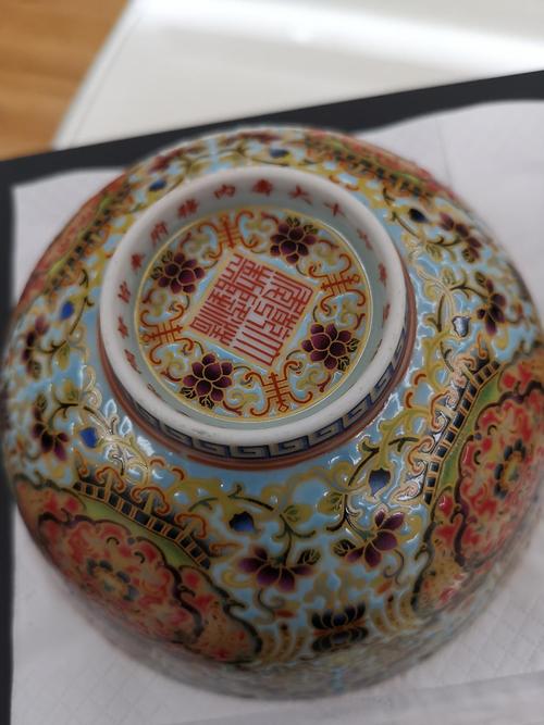 乾隆年制描金瓷器图片