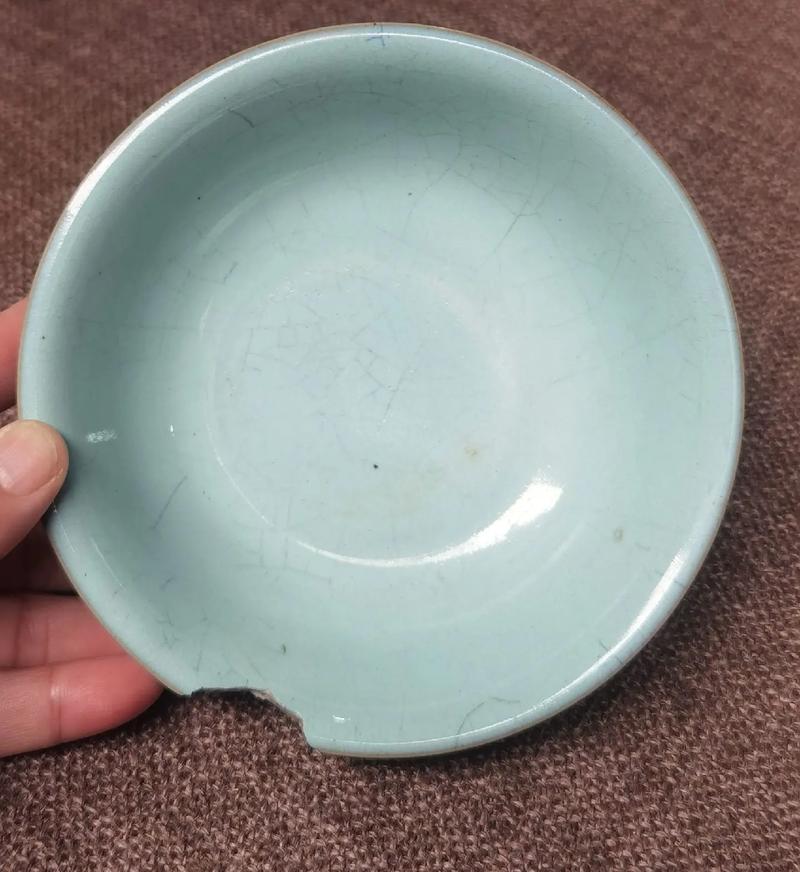 雍正仿宋官窑瓷器图片