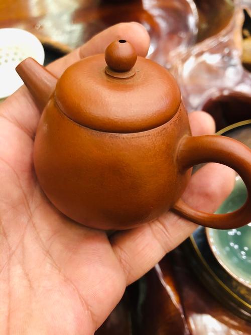 紫砂壶内壁粗糙有泥块