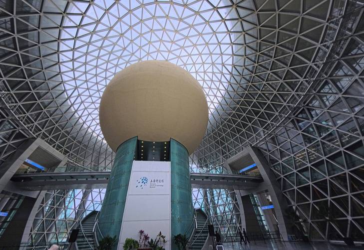 上海科技馆春节开放吗