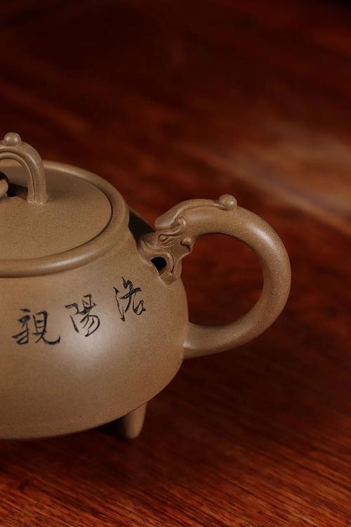 周桂珍紫砂壶真品图片