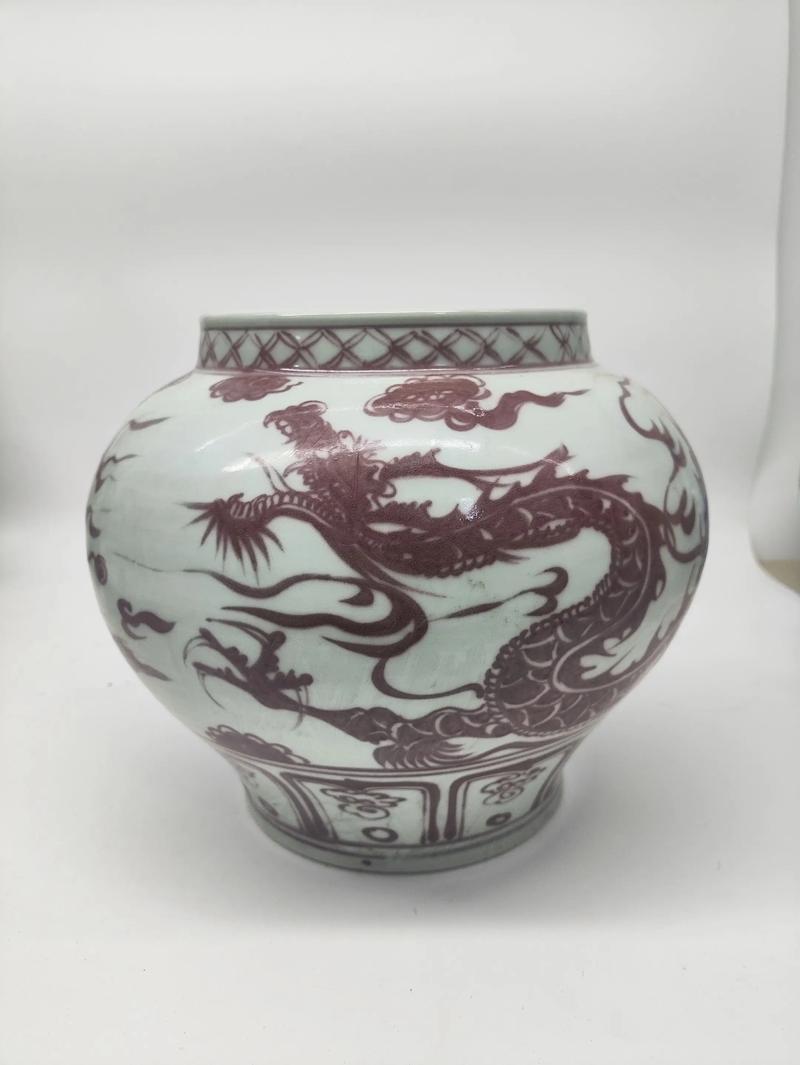 釉里红瓷器的市场价格