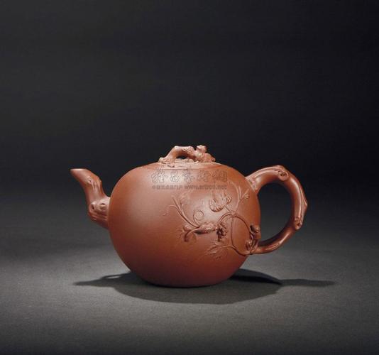 何道洪松鼠葡萄紫砂壶