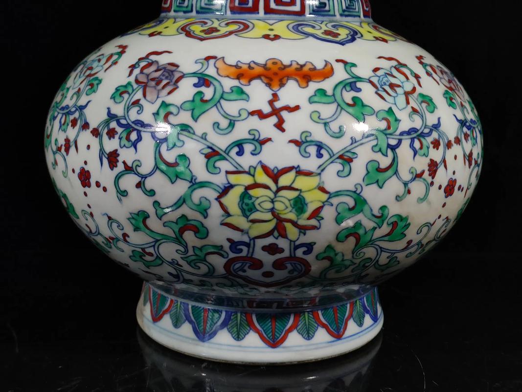 雍正斗彩瓷器拍卖价格