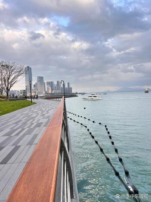 上海和深圳哪个气候好